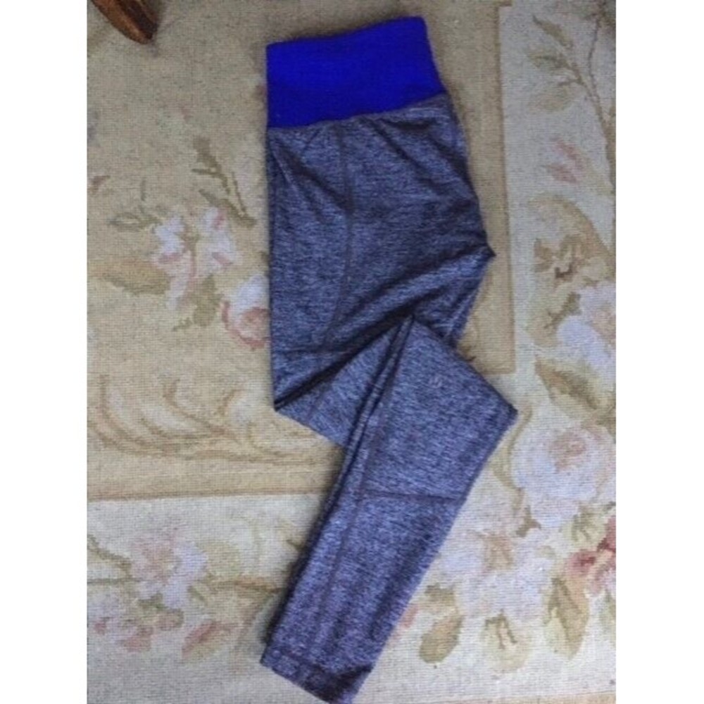 EUC LULULEMON Skinny Groove Pant In Heathered Coal Bruised Berry Size 8